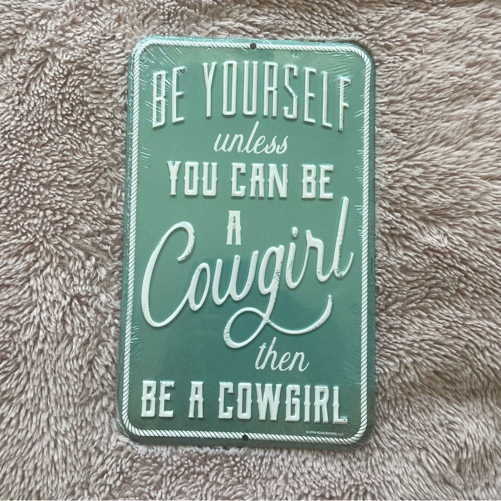 Cowgirl Metal‎ Plate wall Decor
